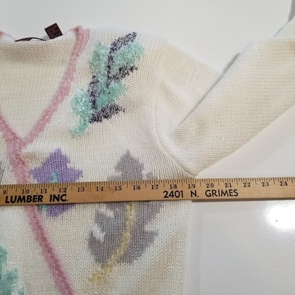 Ginenne Womens Vintage Sweater Size M Embellished Leaves Pullover Pastel - Picture 10 of 13